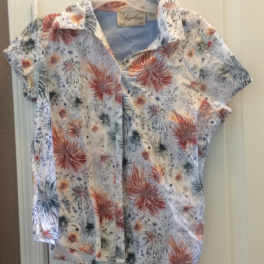 FINAL MARKDOWN Angelique ladies blouse medium